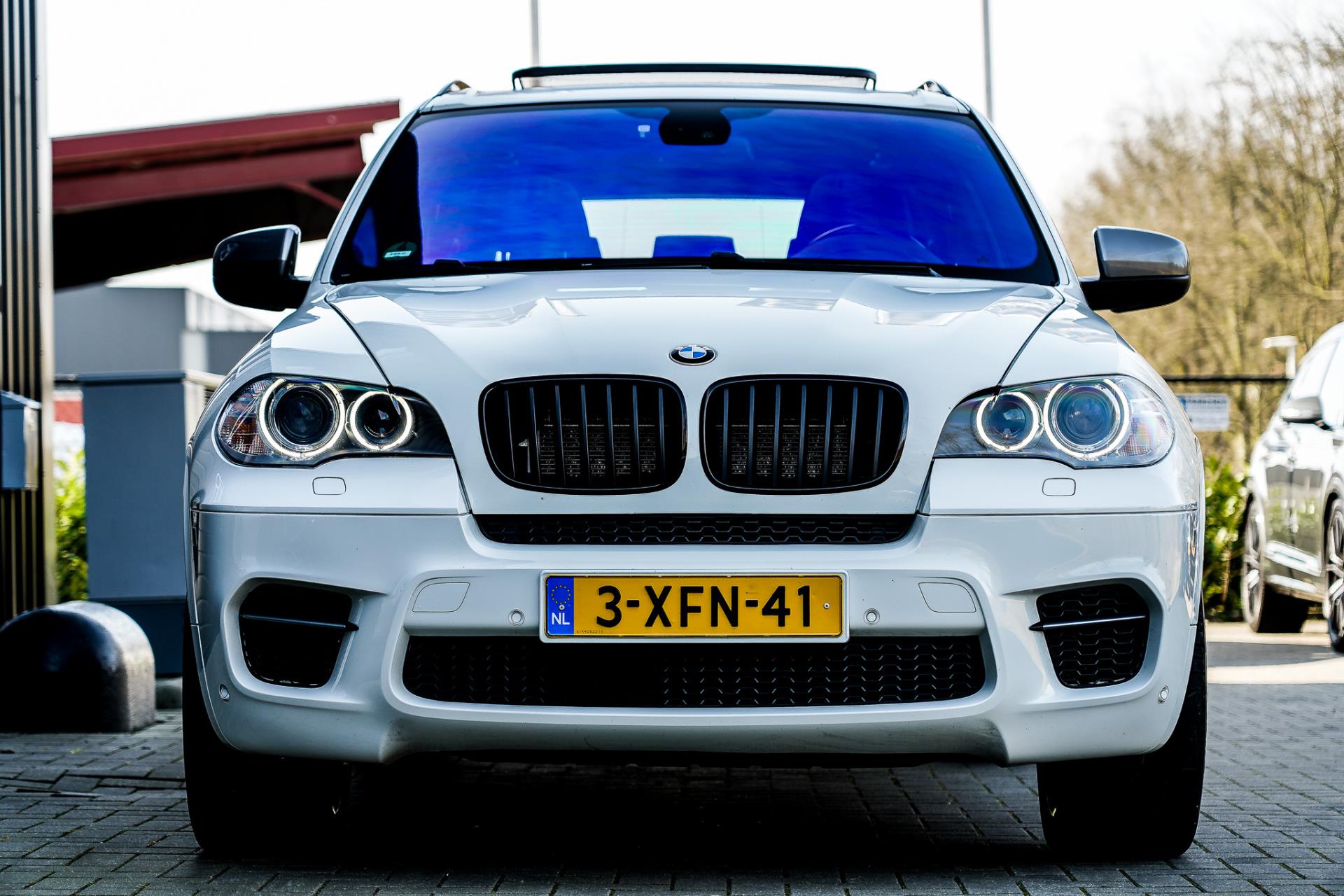 43428412-27.jpg