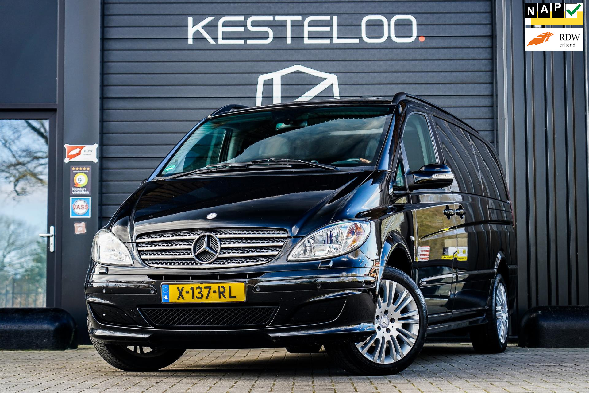 44994297-76.jpg