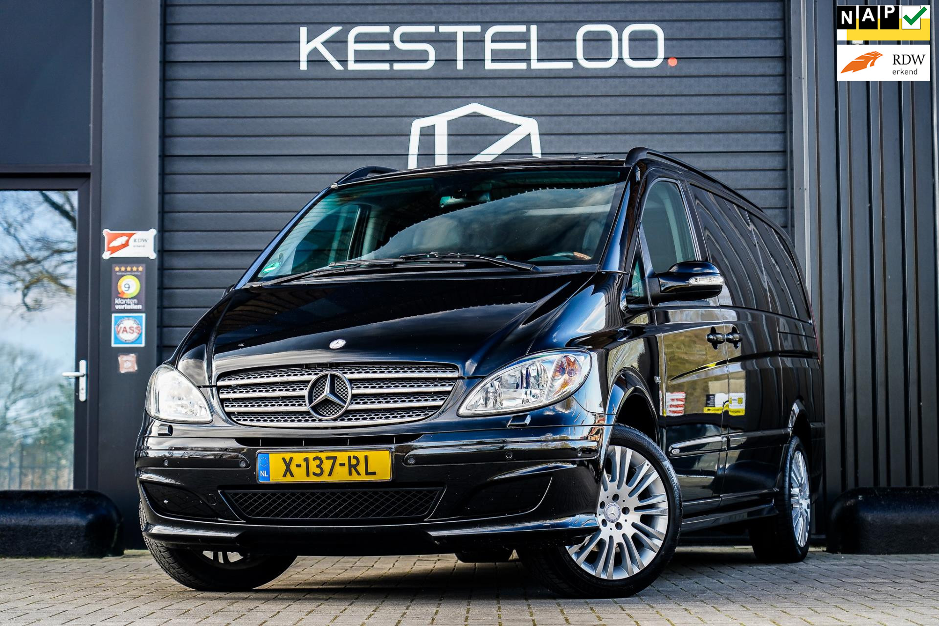 44994297-76.jpg