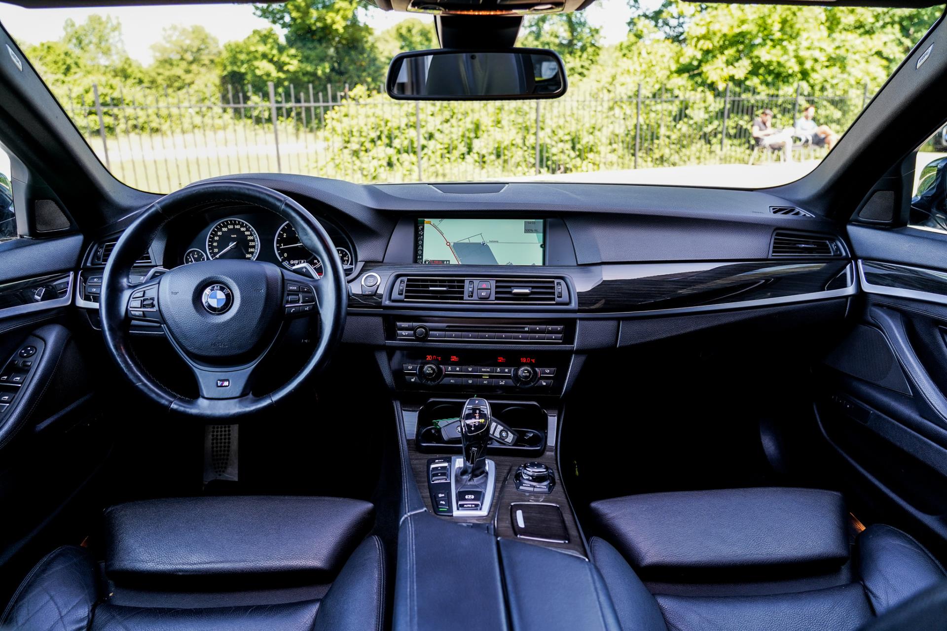 44993758-2.jpg