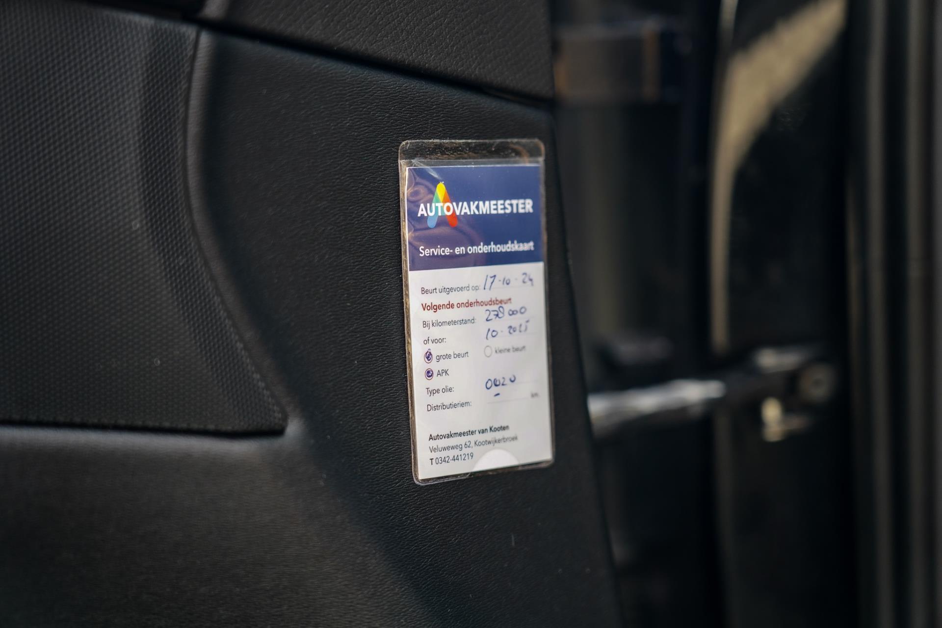45238920-19.jpg